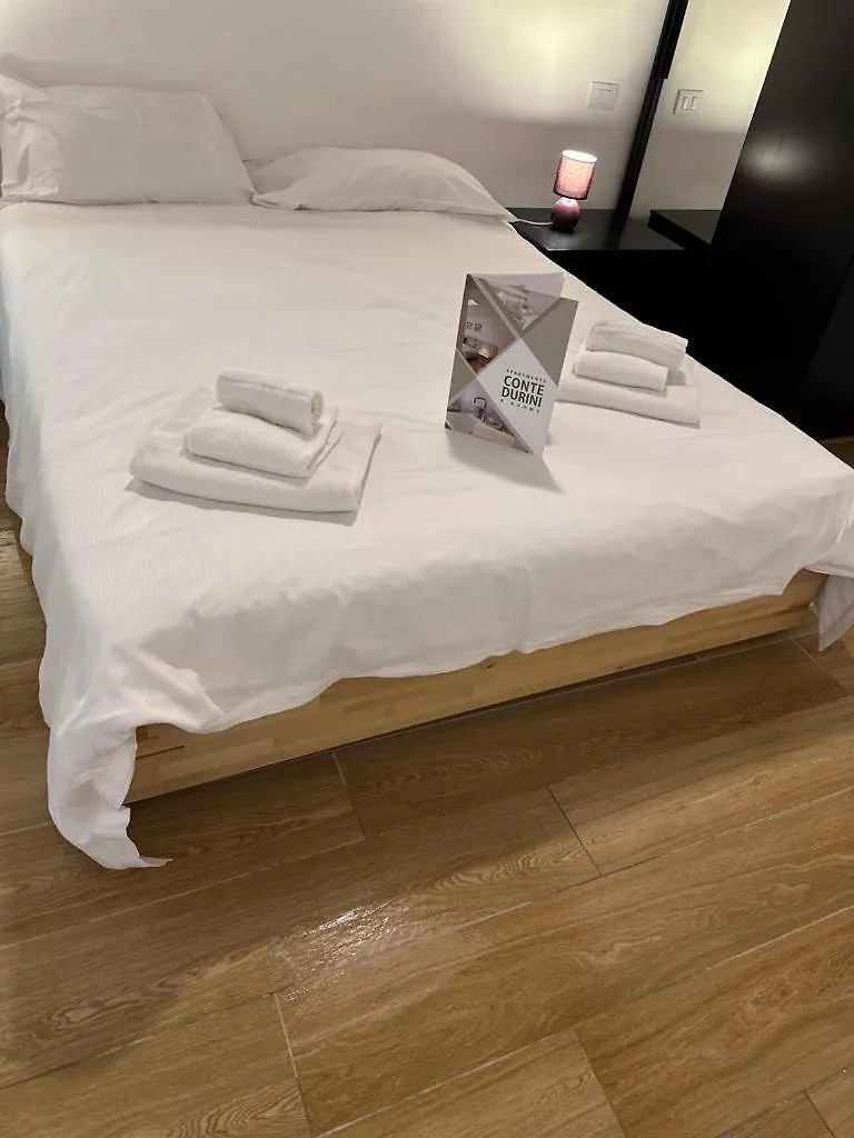 ** Frühstückspension Conte Durini Apartments & Rooms Arcore Italien