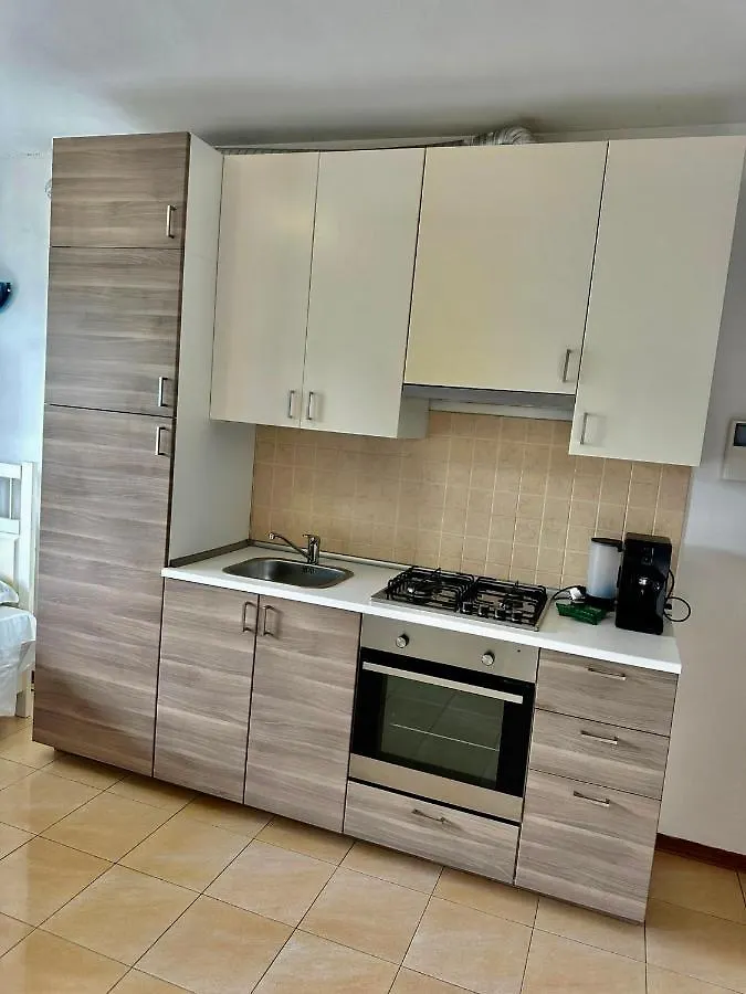 ** Frühstückspension Conte Durini Apartments & Rooms Arcore Italien