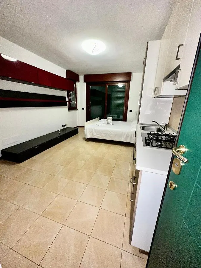 Conte Durini Apartments & Rooms Arcore 2*,  Italien