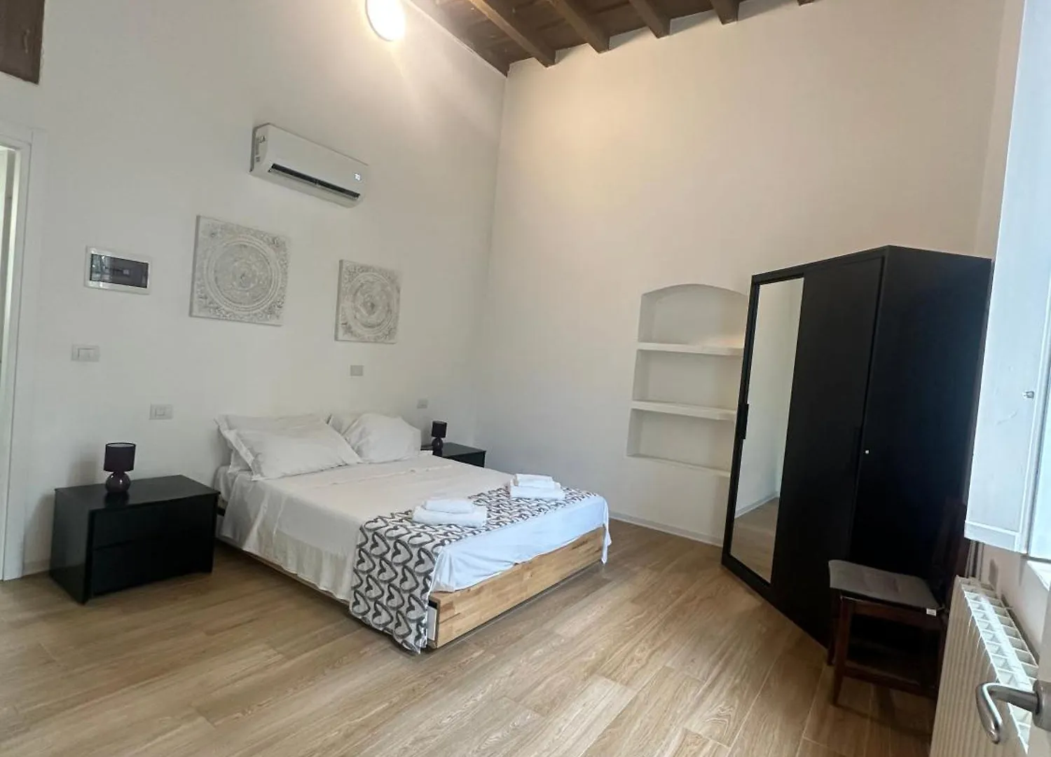 Conte Durini Apartments & Rooms Arcore 2*,  Itálie
