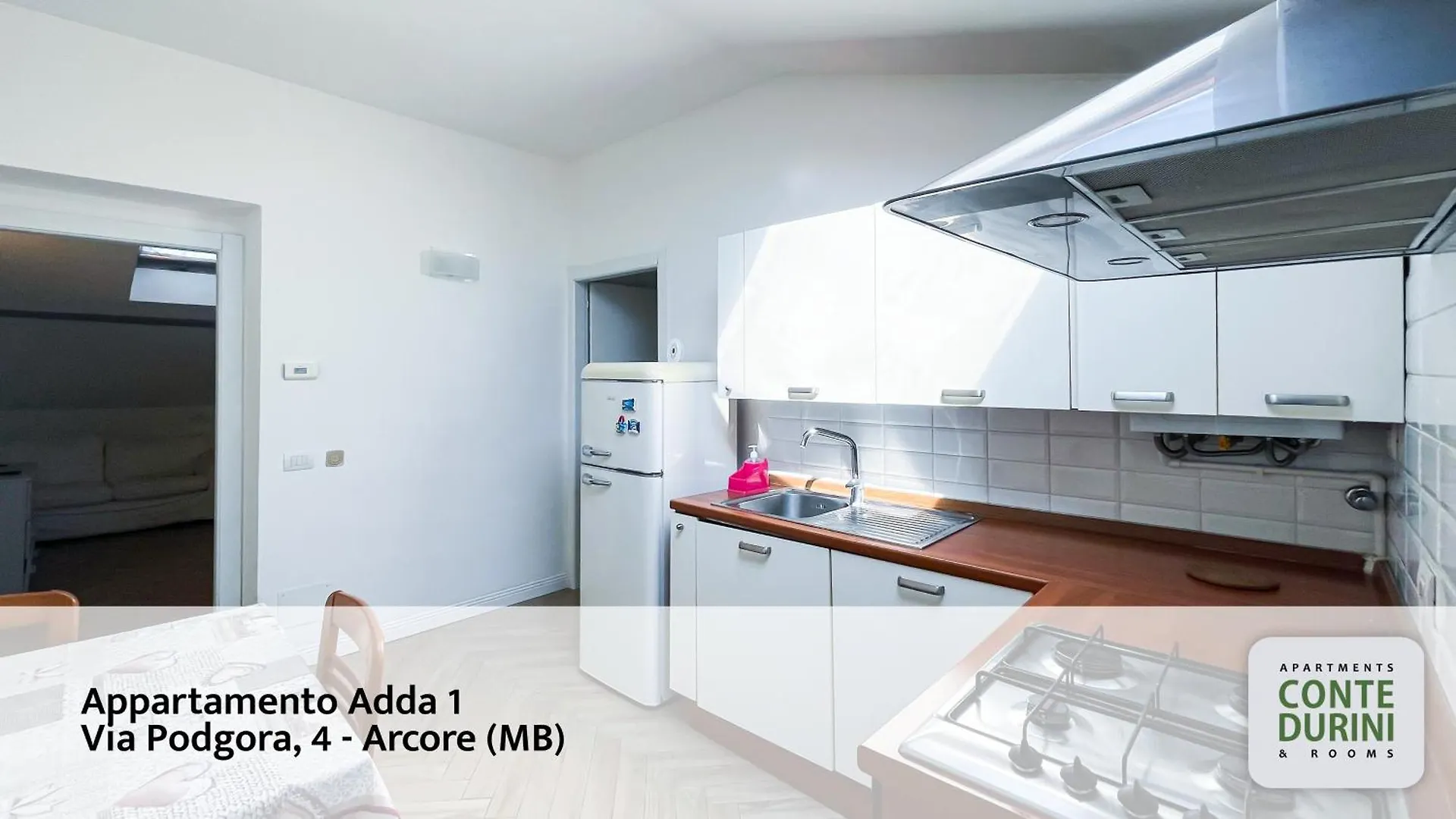 Conte Durini Apartments & Rooms Arcore 2*,