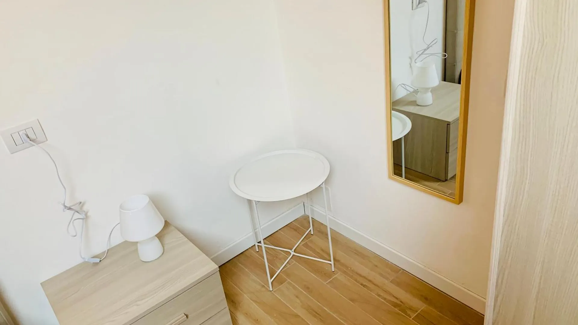 Conte Durini Apartments&Rooms Arcore Bed & Breakfast